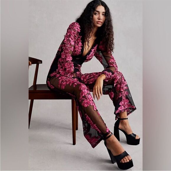 🍋 For Love & Lemons 🍋 Temecula Pink Black Floral Lace Embroidered Jumpsuit $398 - Picture 7 of 9